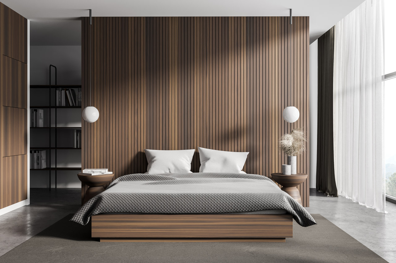 drewniana-sciana-w-sypialni